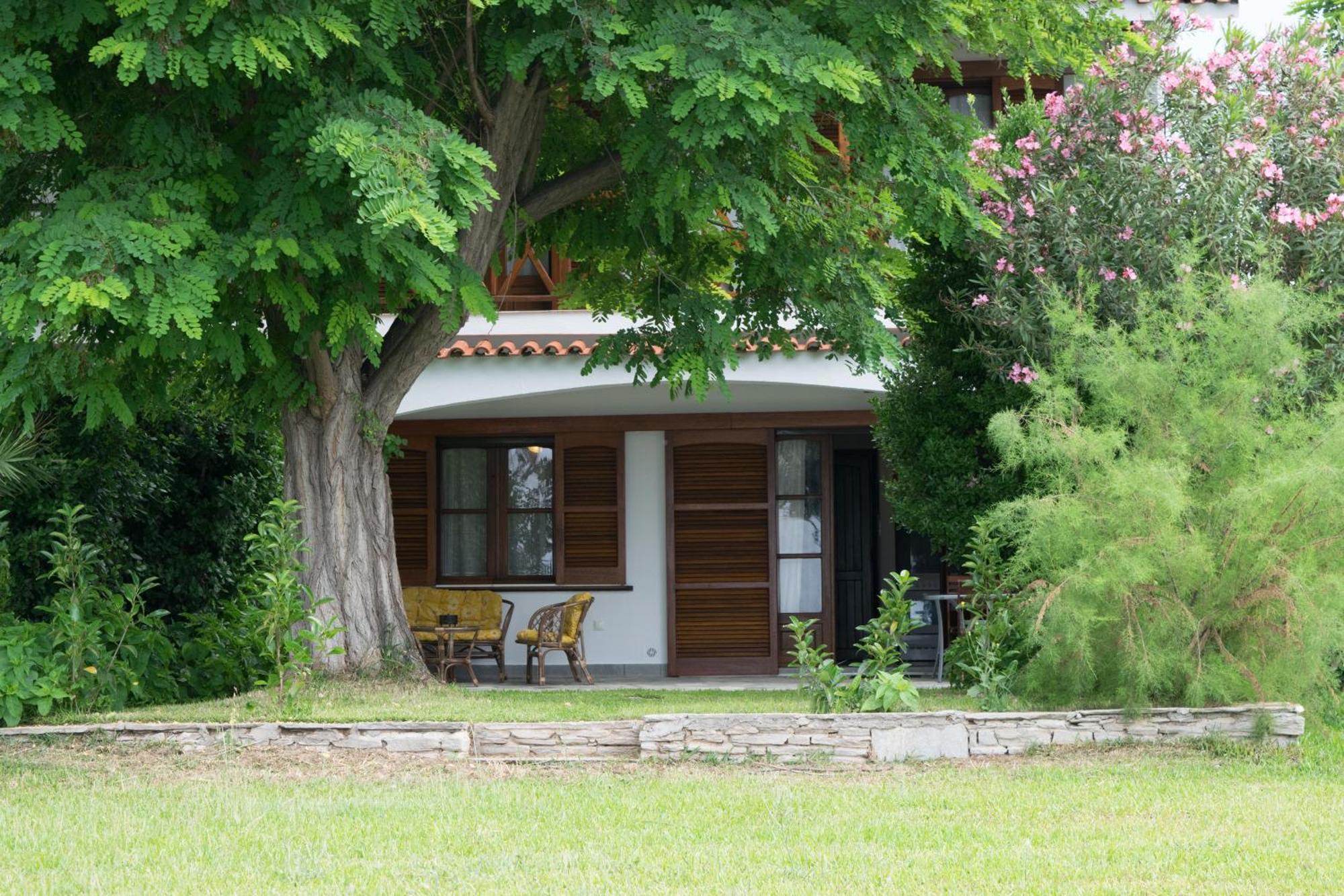 Mikiverna Houses By Miltiadis Kalyves Polygyrou Cameră foto