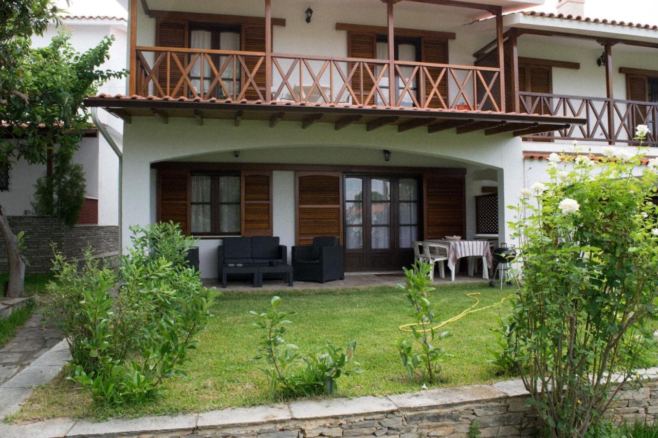 Mikiverna Houses By Miltiadis Kalyves Polygyrou Cameră foto